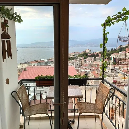 Pleasant With Amazing Sea View İzmir