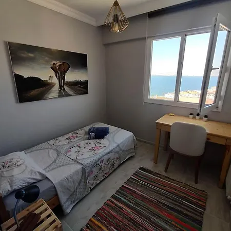 Pleasant With Amazing Sea View * Σμύρνη