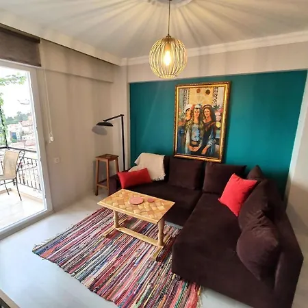 Pleasant With Amazing Sea View Apartament