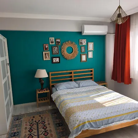 Apartamento Pleasant With Amazing Sea View Esmirna