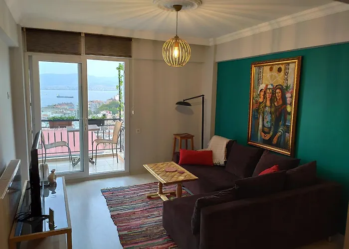 Pleasant With Amazing Sea View * Измир