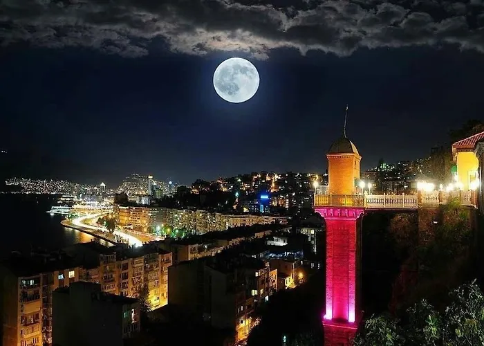 Апартаменты Pleasant With Amazing Sea View *